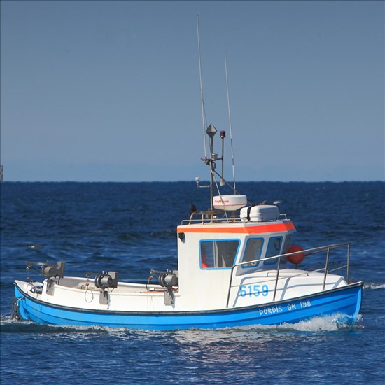 Small Offshore Commercial Fishing Boat From Iceland